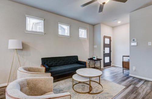 Addicks Villa | Beach Oak Drive Property - Energy Corridor