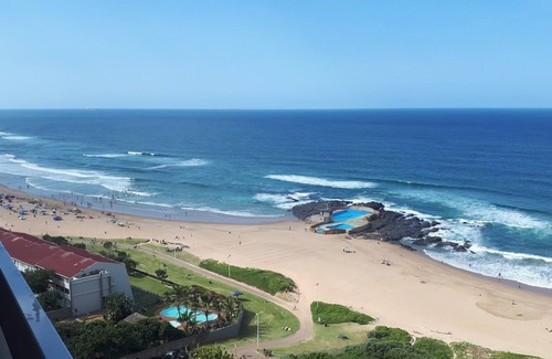 Amanzimtoti Apartment | beach penthouse