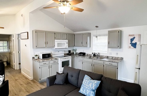 White Cloud House | Beach Please Cottage