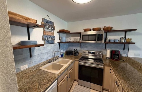 Kihei Apartment | Beach*Pool*Hot Tubs*Restaurants*