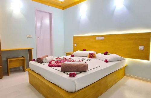 Hangnaameedhoo House | Beach Star Maldives