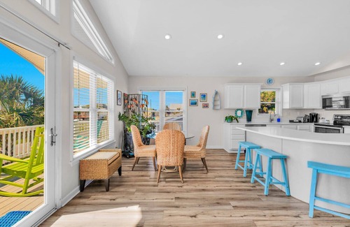Kure Beach House | Beach Sweet - Coastal Retreat in Kure Beach