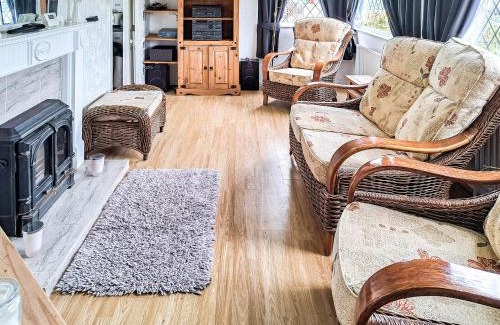 Grimsby House | Beach & Tonic