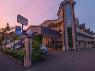 Picton Hotel | Beachcomber Inn Picton