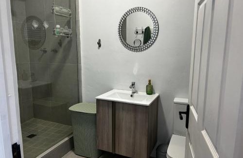 Kleinmond Apartment | BEACHees - cute central cottage