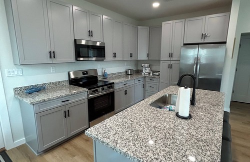 Ono Island House | Beaches, boats, and sand between your toes! Blue Herons nest is calling!