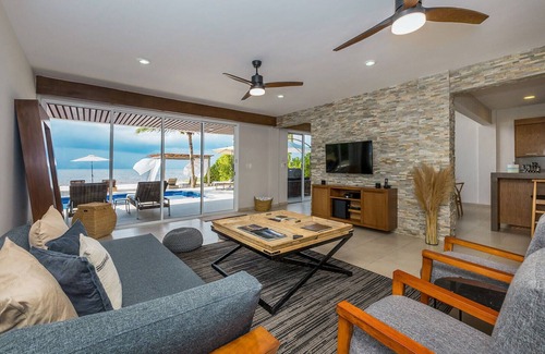 Punta Sam Villa | Beachfront Paradise – Villa on Pristine White Sandy beach
