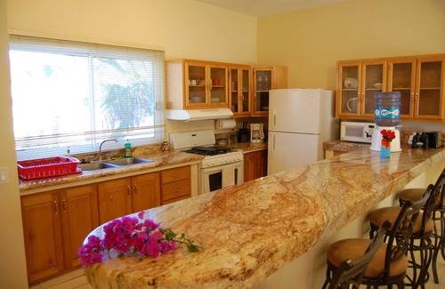 El Pescadero Villa | Beachfront with Pool & Jacuzzi in Front of Famous Surf Break