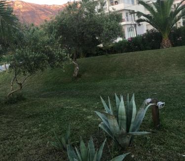 Radhime Apartment | Beachfront Apartment