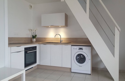 Saint-Nic Apartment | Beachfront apartment with balcony 50 m from the beach
