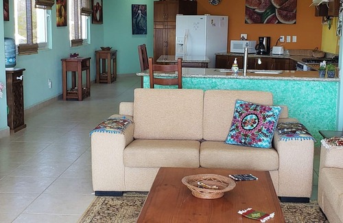 Emiliano Zapata Condo | Beachfront Condominium-Great Prices Great View/No children under 13 allowed