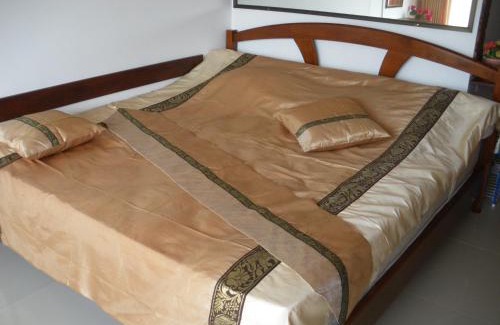 Ban Phe Apartment | Beachfront Cozy Studio