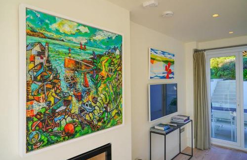 St. Mawes House | Beachfront home with spectacular sea views