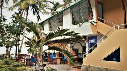 Mombasa Apartment | Beachfront Luxurious Apartment