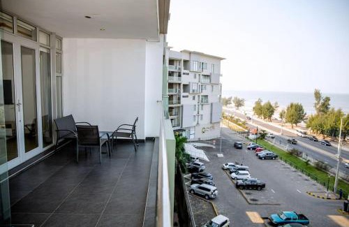 Maputo Apartment | Beachfront Luxury Exquisite Retreat above Mall