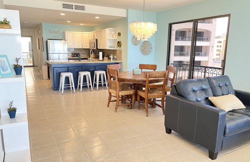 Puerto Penasco Resort | Beachfront Newly Remodeled Luxury Condo-Sonoran Spa W 410 -3BR 2 BA Next to pool