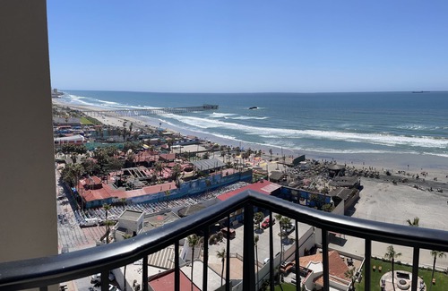 Centro Playas Condo | Beachfront Penthouse in downtown Rosarito Beach
