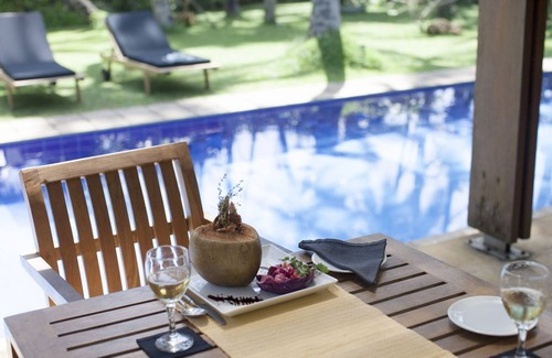 Maggona Villa | Beachfront villa with pool and full staff