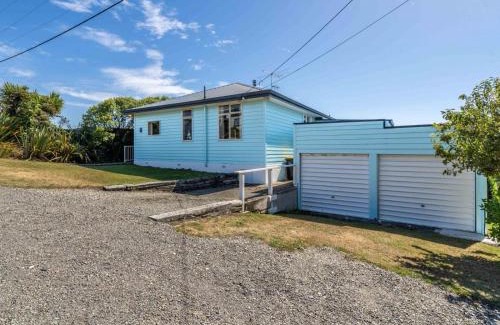 Riverton House | Beachhouse View