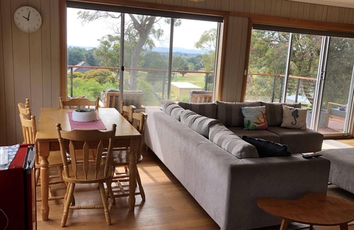 Greens Beach House | Beachside Beauty - perfect holiday getaway