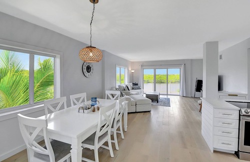 Ocean Ridge Condo | Beachside Condo Offering The Best Bay Views in Palm Beach - Key West Vibe