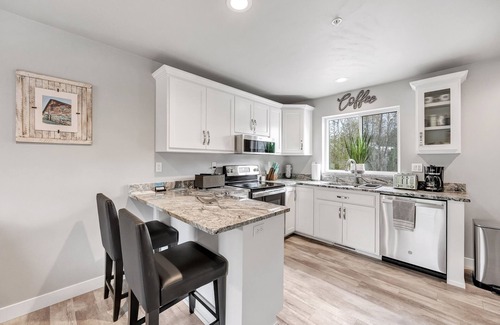 Sister Bay Condo | Beachview Condo No 3