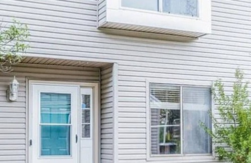 Norfolk - Virginia Beach House | Beachy Contemporary Haven