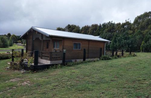 Essington House | Beaconsfield Cottage