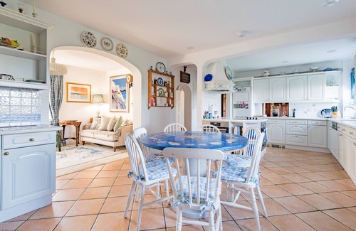 Sandwich House | Beadles by Bloom Stays - charming coastal house on private coastal estate