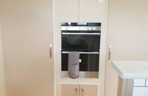 Hokitika House | Bealey street Guesthouse