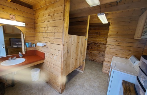 Ninilchik Cabin | Bear Cabin in the Heart of Moose Country Alaska!
