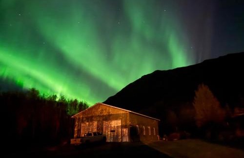 Chugiak House | Bear Mountain View 4BR Home- Only 25 Min from Anchorage, Great Central location ,- 5 star property