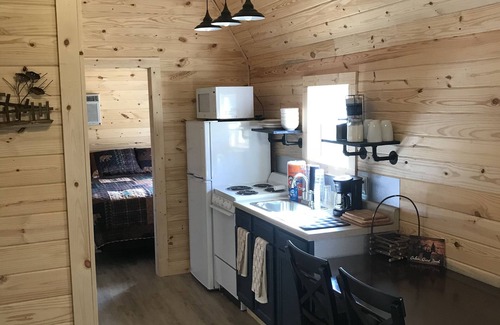 Redlick Cabin | BearFoot Cabin