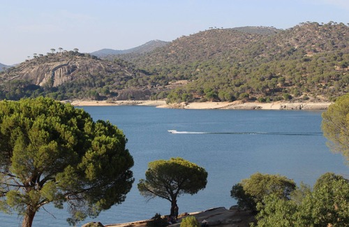Pelayos de la Presa House | Beatifull Holiday Home Sierra Oeste Madrid, capacity 8-10, private pool