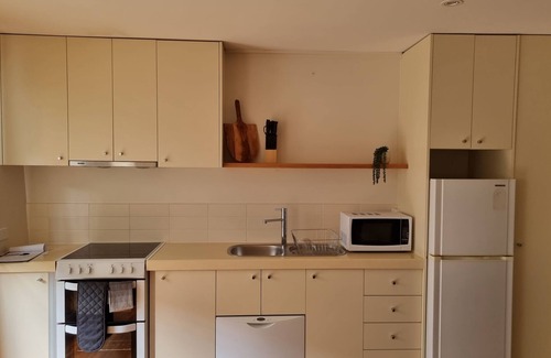 Inverloch Apartment | Beaton's Beach Front Studio - Inverloch