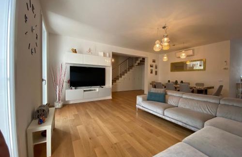 Ravenna Apartment | Beatrice Luxury Home