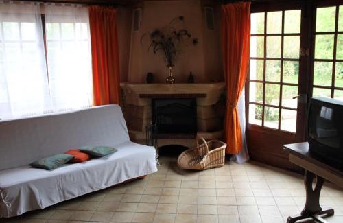 La Saucelle House | Beau Gîte Rénové avec Grand Parc, Activités, Près de Dreux, Nogent et Chartres - FR-1-581-57