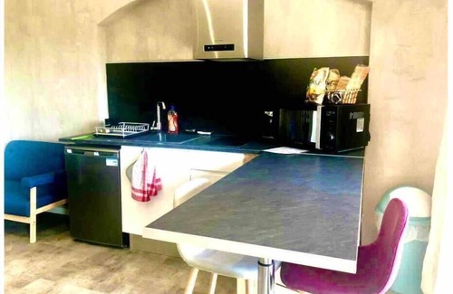 Solignac-sur-Loire Apartment | Beaume d’ataraxie - Studio Apartment Unit 2