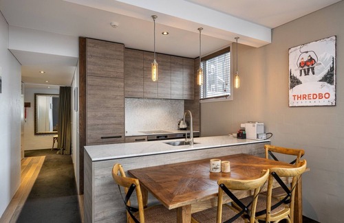 Thredbo Apartment | Beautiful one bedroom apartment in Thredbo with secure undercover parking