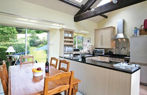 Grasmere House | Beautiful Barn Conversion with a Wonderful Outlook to the Lake, Village + Fells