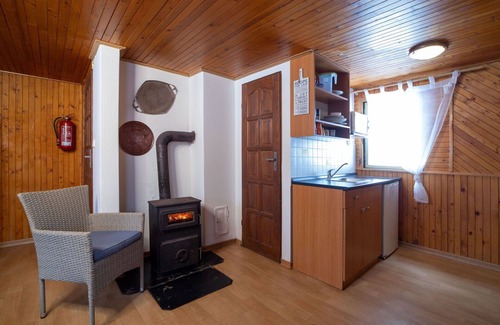 Mlade Buky House | Beautiful private villa for 4 people with pool, WIFI, TV, patio, pets allowed and parking