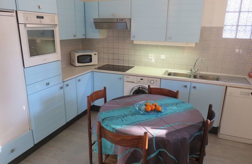 Saint-Georges-d'Oleron Villa | Beautiful villa on the road to the beach .