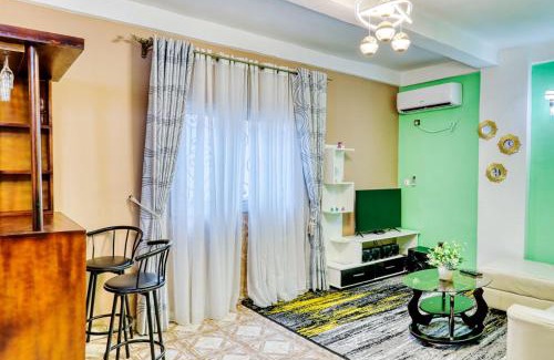 Douala Apartment | Beautiful- 1 Bedroom Apartment - Parking on site