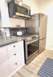 Carpinteria Apartment | Beautiful 2 Bed Beach Condo #120