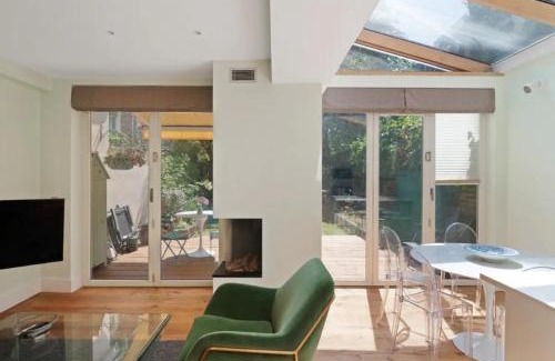 Westbourne Apartment | Beautiful 2-Bed Notting Hill Apt with Garden