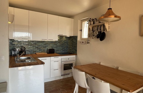 Sainte-Maxime Cottage | Beautiful 2 Bedroom End Of Terrace House With Sea View 🍹🍉⛱️☀️🥥🌴🌺🍍🌸🌊☀️🐚