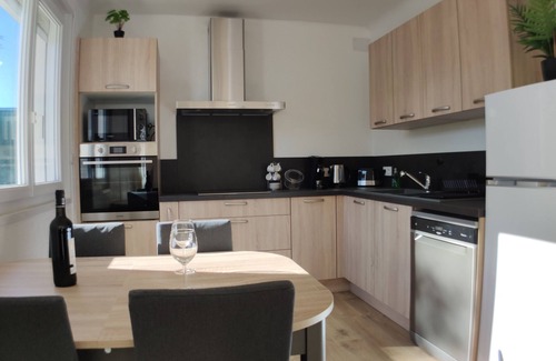 Le Boulou Apartment | Beautiful 2-bedroom apt with garden, close to city