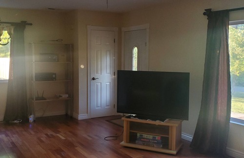 Bellingham House | Beautiful 2BR/2BA Spacious Home in an Amazing Location - Rare Gem!