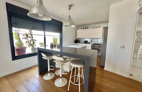 Ramat Gan Apartment | Beautiful 2BR In Ramat Gan