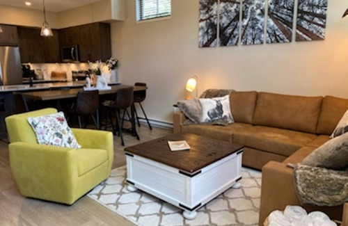 Sun Peaks Condo | Beautiful 3-bdrm condo: Outdoor adventures and relaxation await!